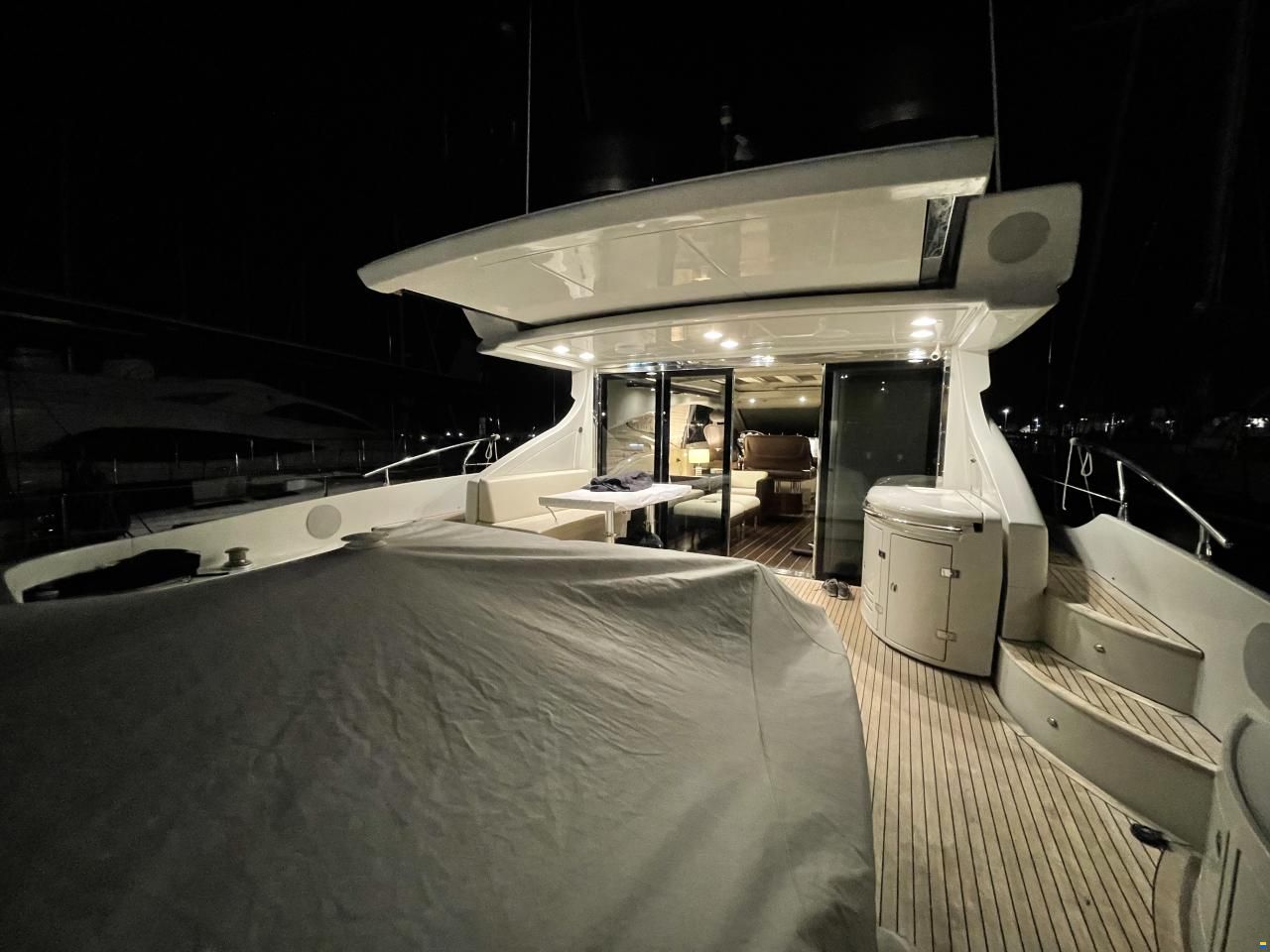 Azimut 68S