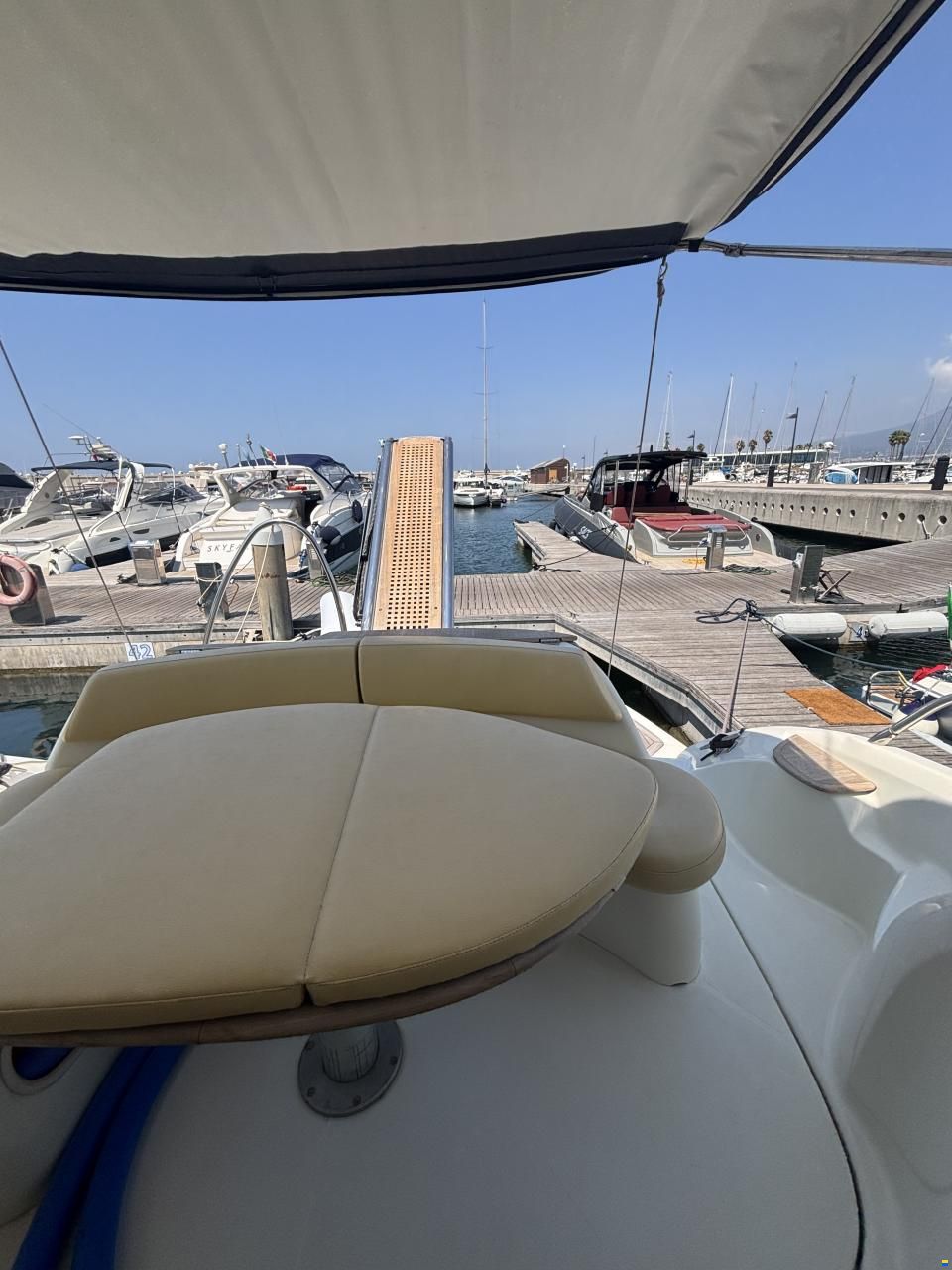 Cranchi Mediterranee 43HT