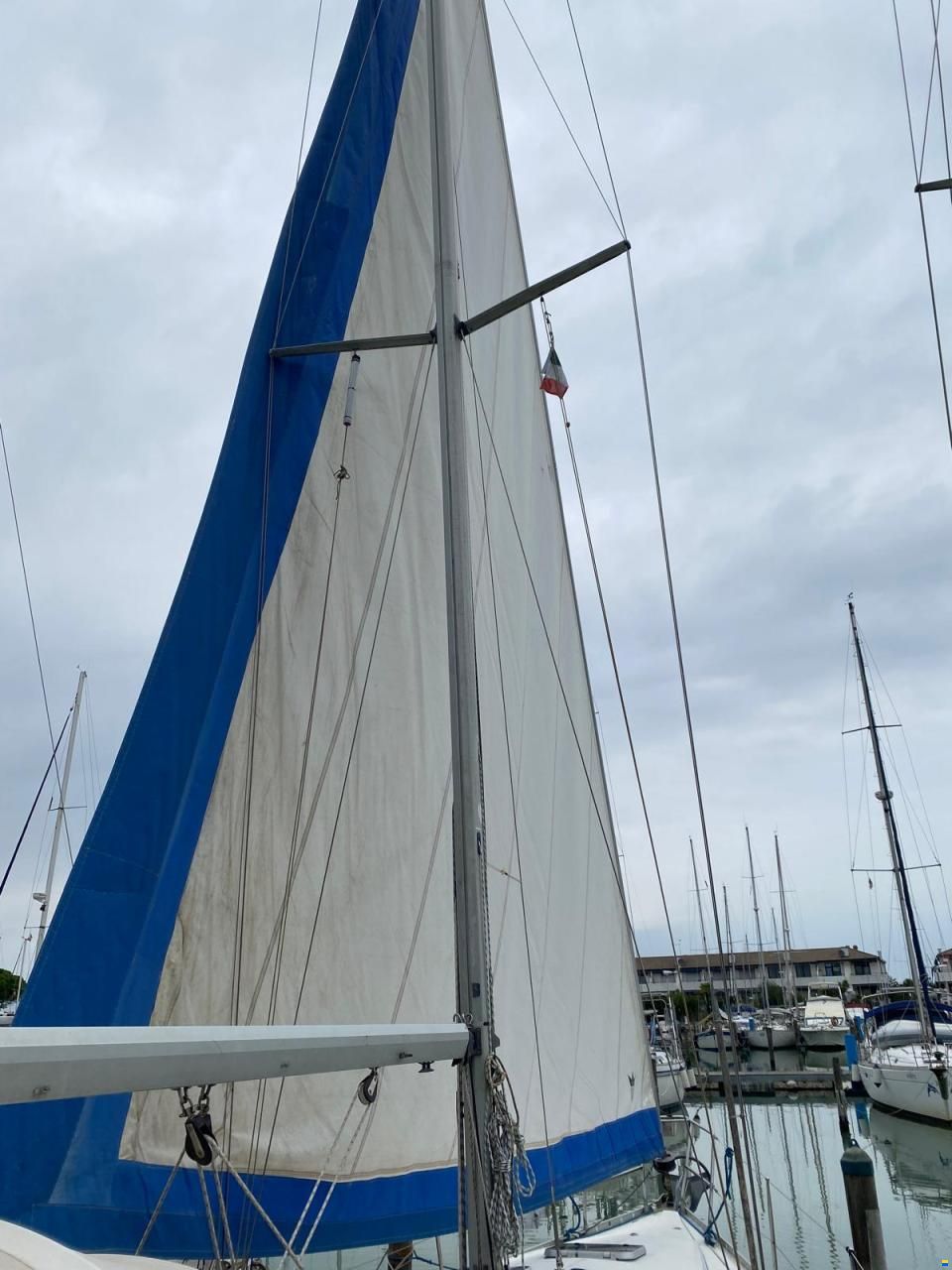 Beneteau Oceanis 390