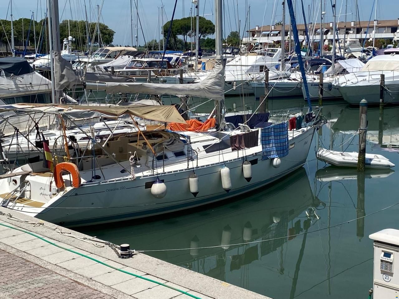 Beneteau Oceanis 390