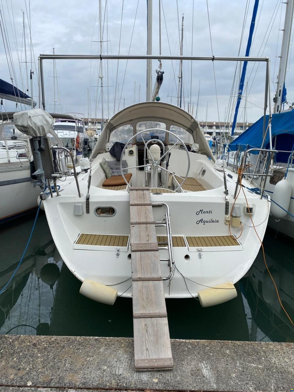 Beneteau Oceanis 390