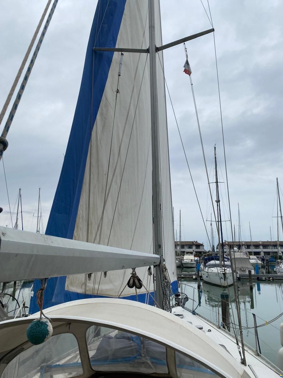 Beneteau Oceanis 390