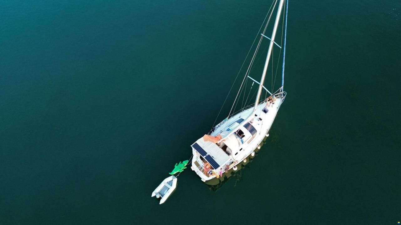 Beneteau Oceanis 390