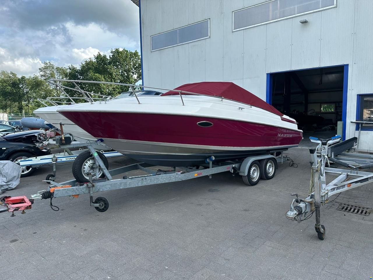 Maxum 2300SC
