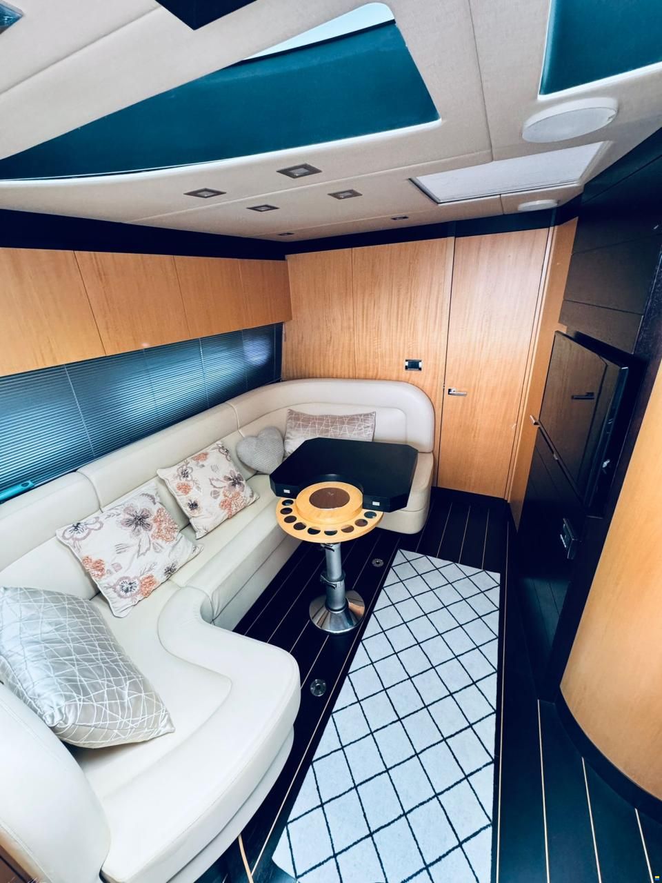 Sunseeker Portofino 40