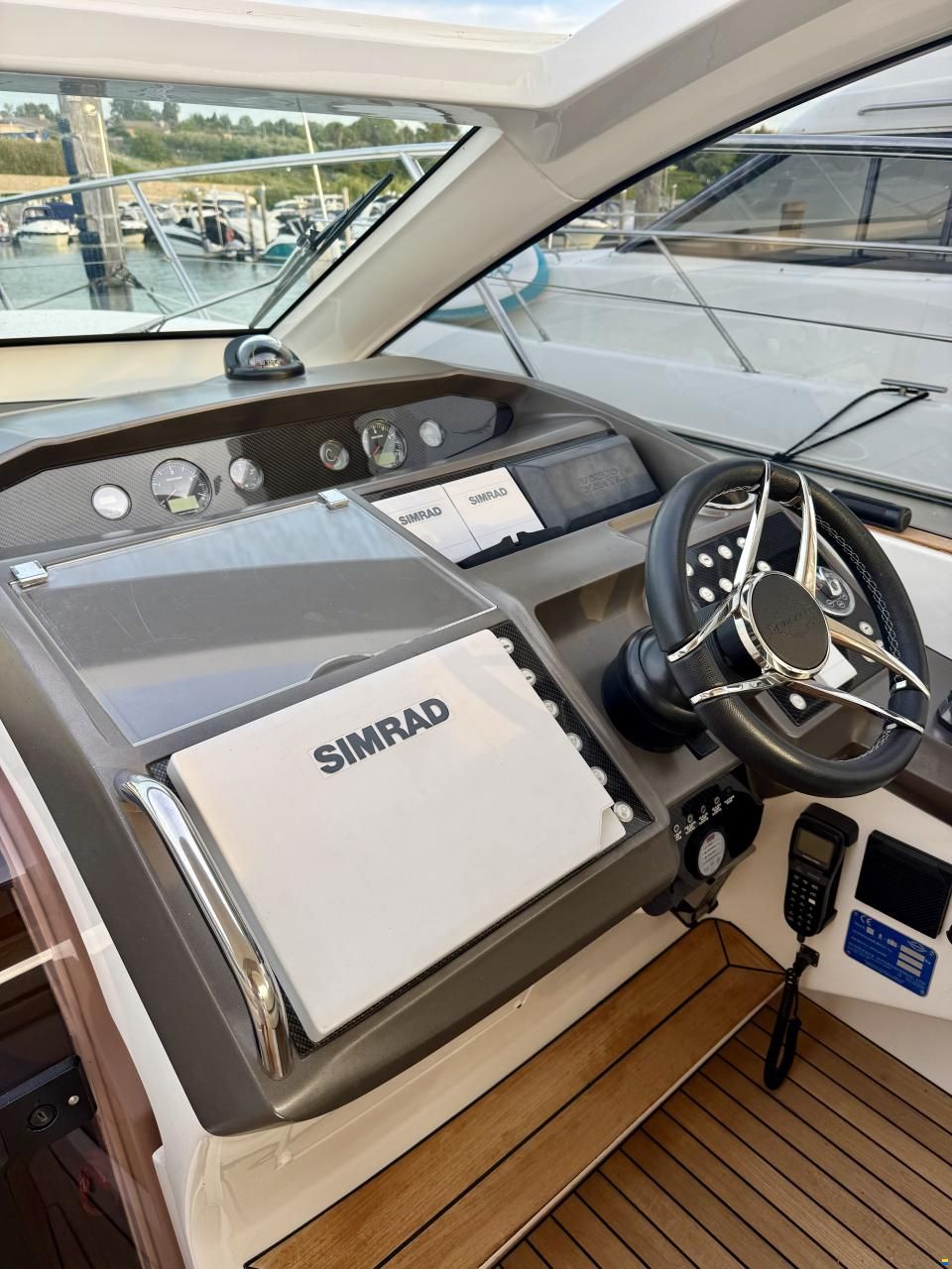 Sunseeker Portofino 40