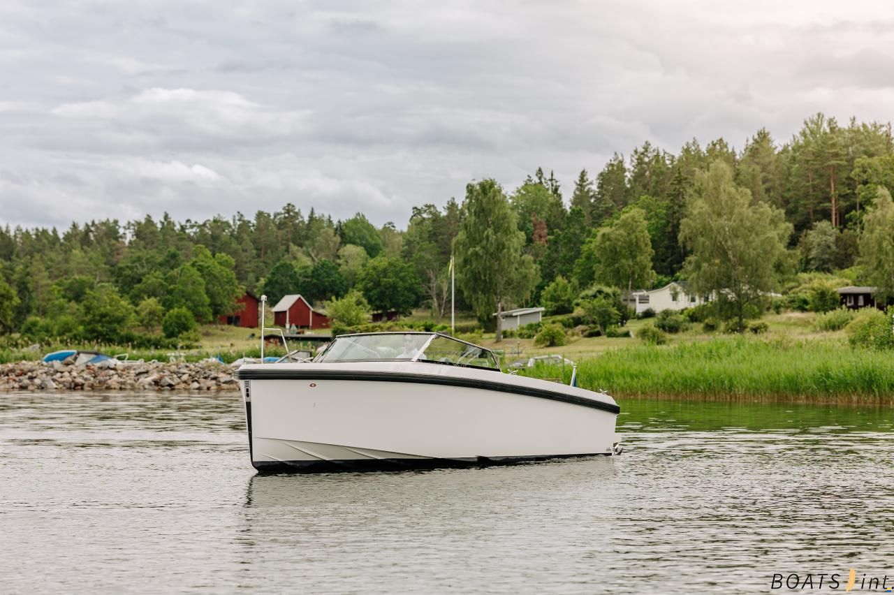 Delta Powerboats 26 Open