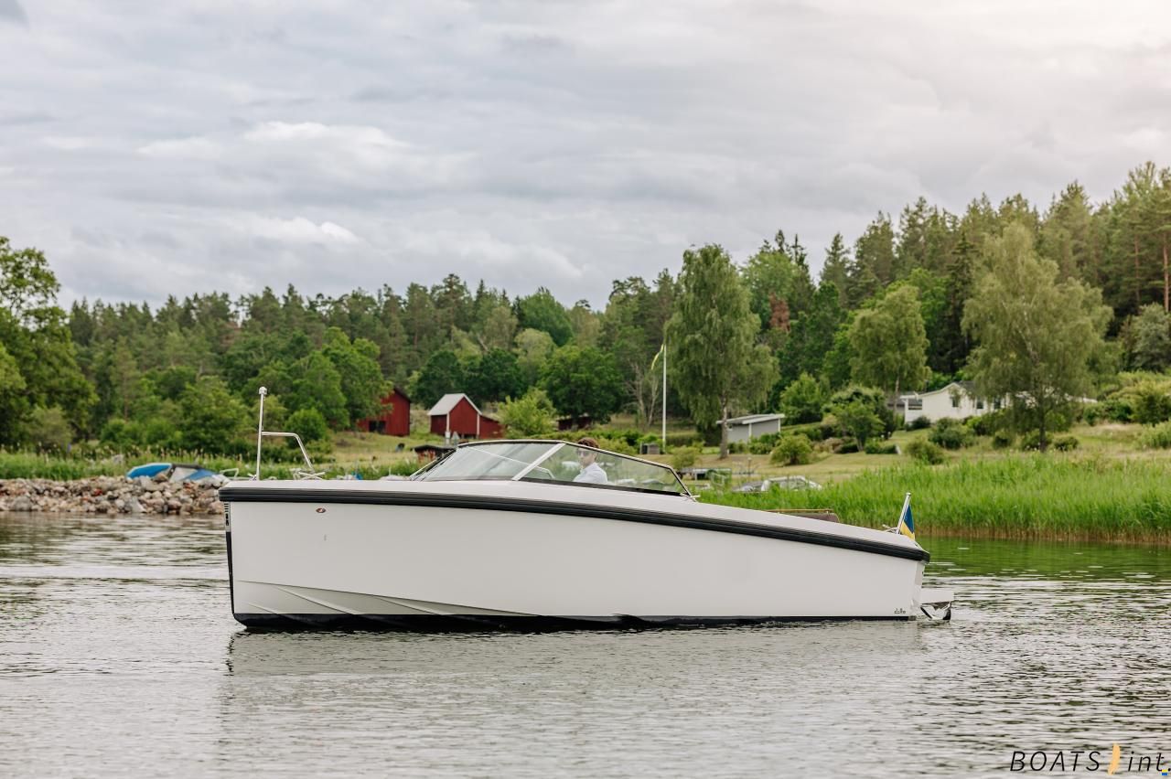 Delta Powerboats 26 Open