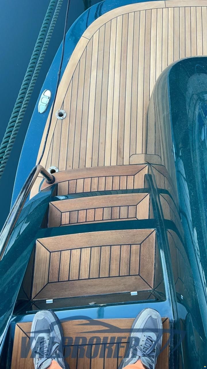 Riva 85 Opera