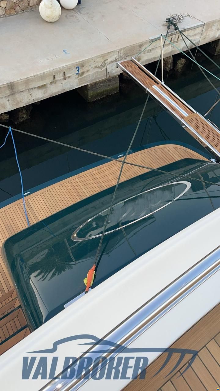 Riva 85 Opera