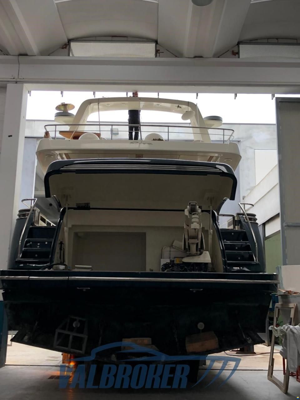 Riva 85 Opera
