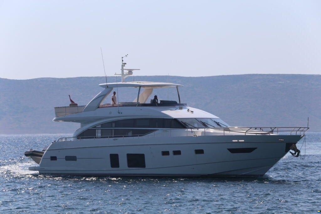 Princess y82