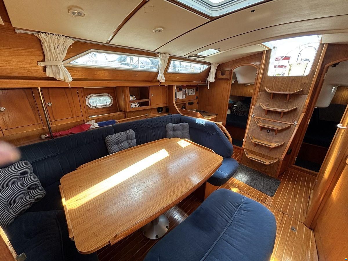 Jeanneau Sun Odyssey 37.1