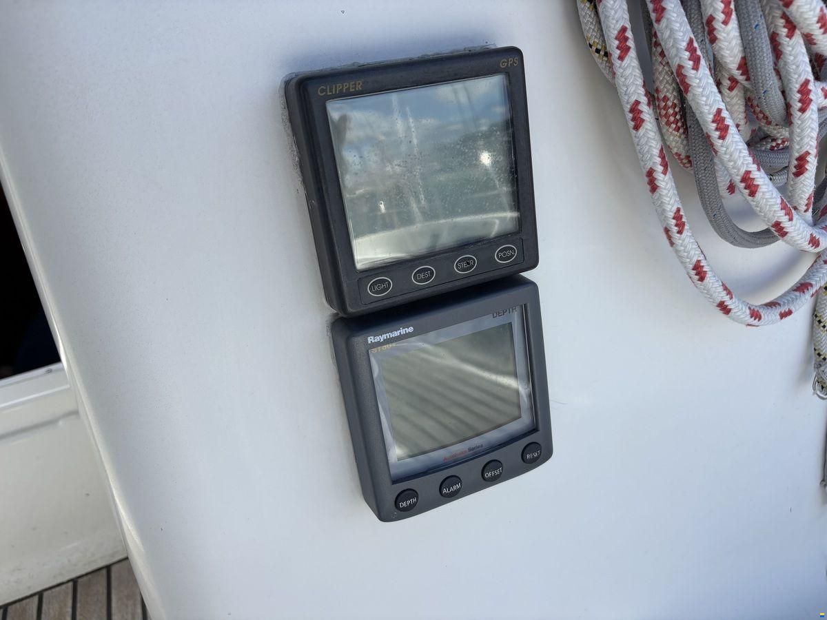 Jeanneau Sun Odyssey 37.1