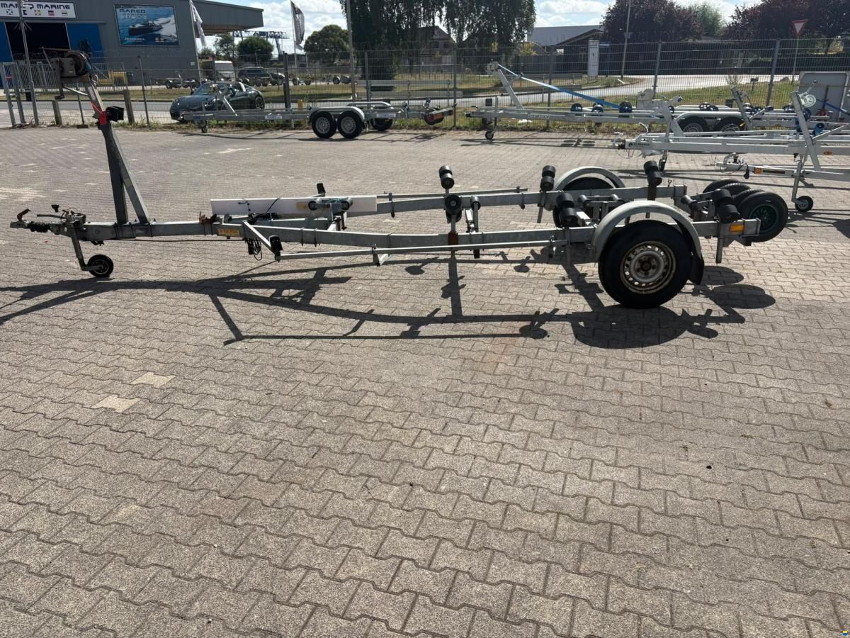 Kalf 1350KG trailer