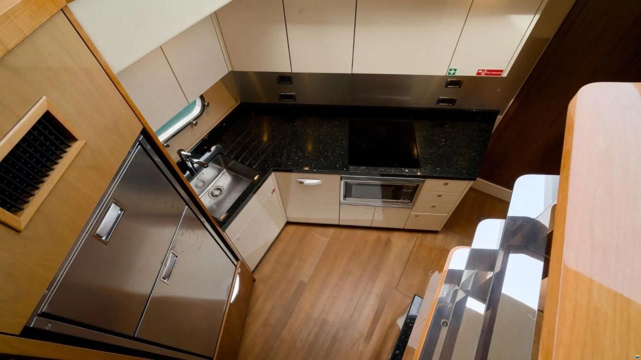 Sunseeker Manhattan 63