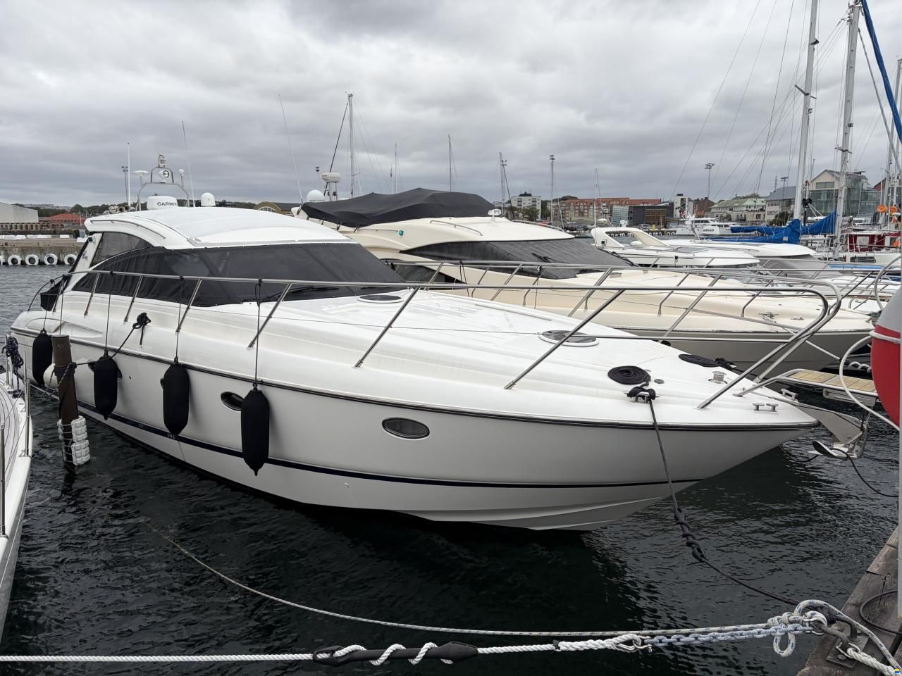 Princess V48
