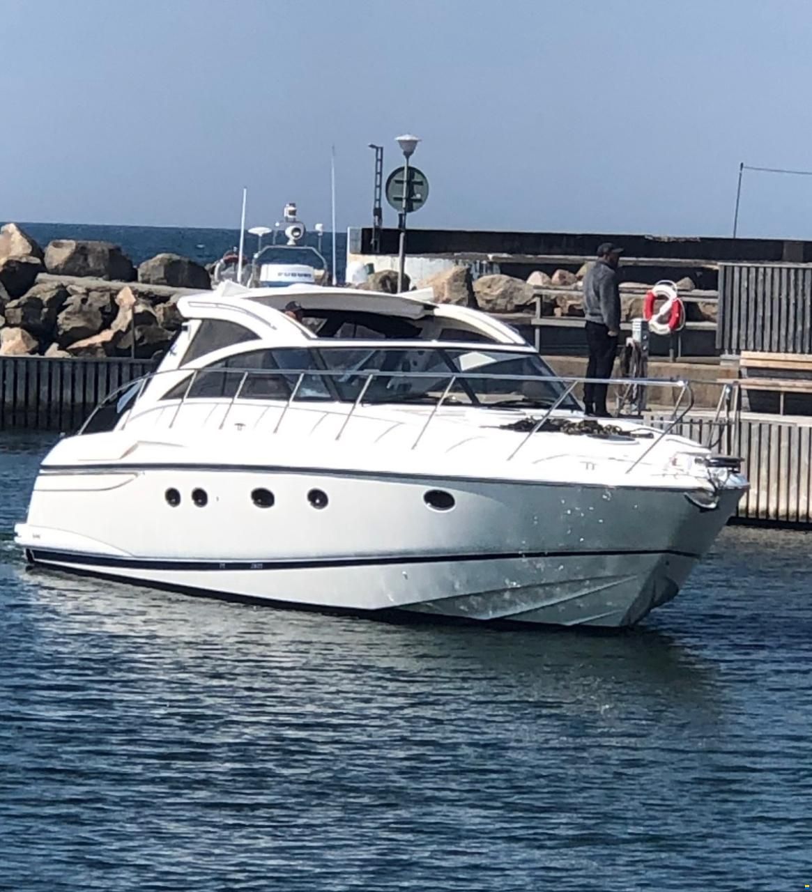 Princess V48