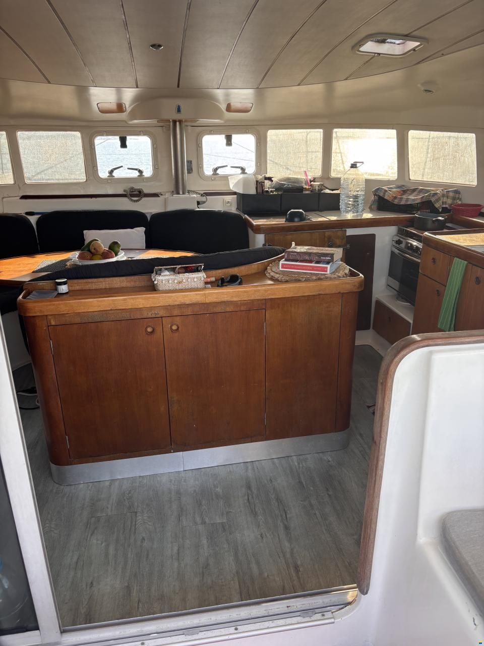 Lagoon 410