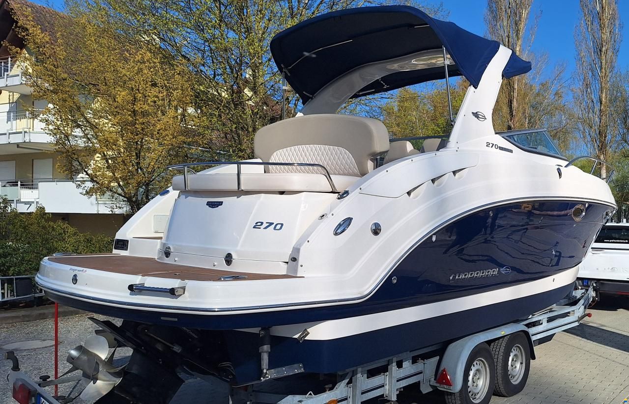 Chaparral 270 Signature