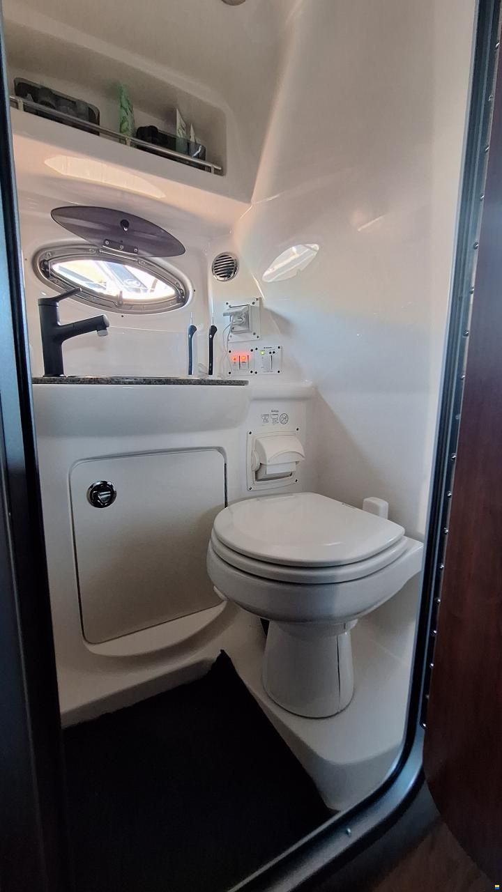 Chaparral 270 Signature