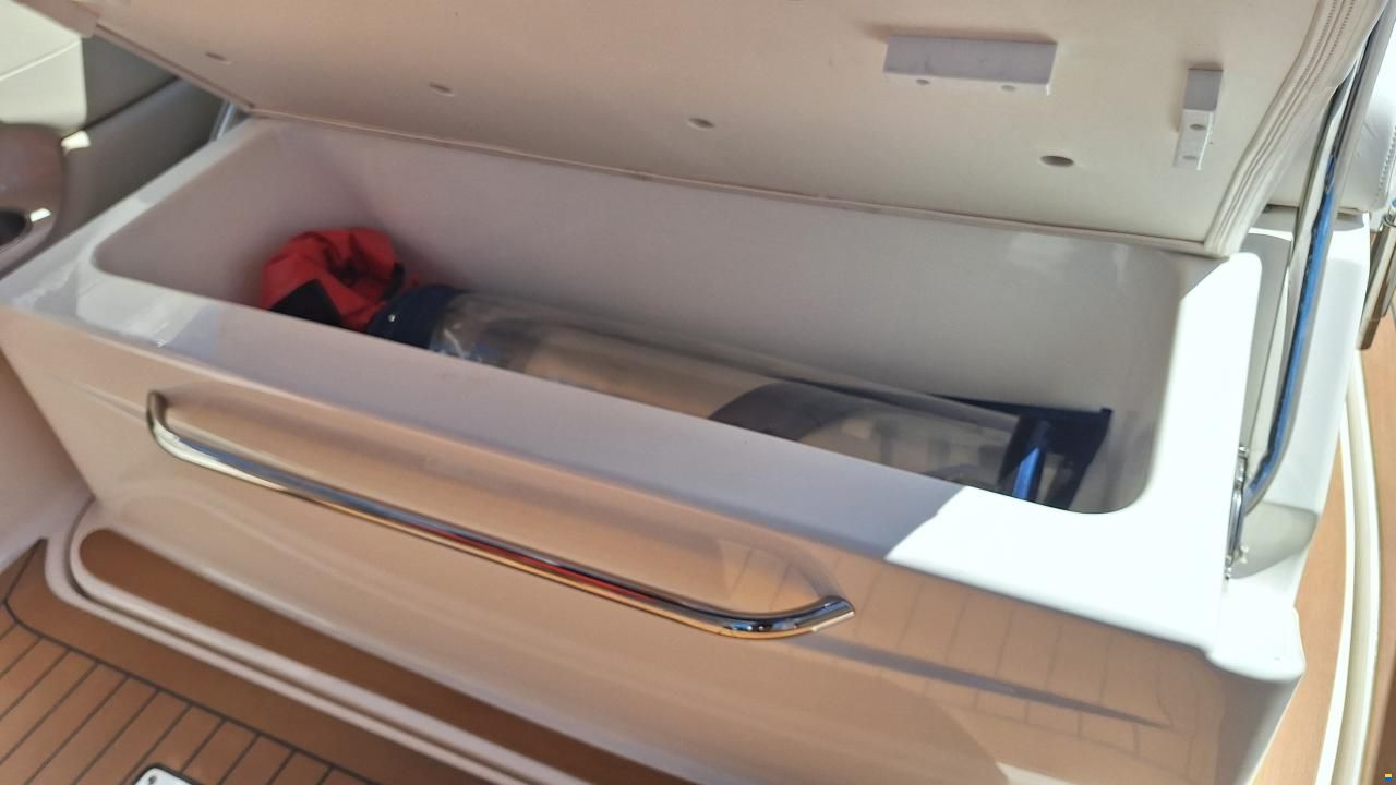 Chaparral 270 Signature