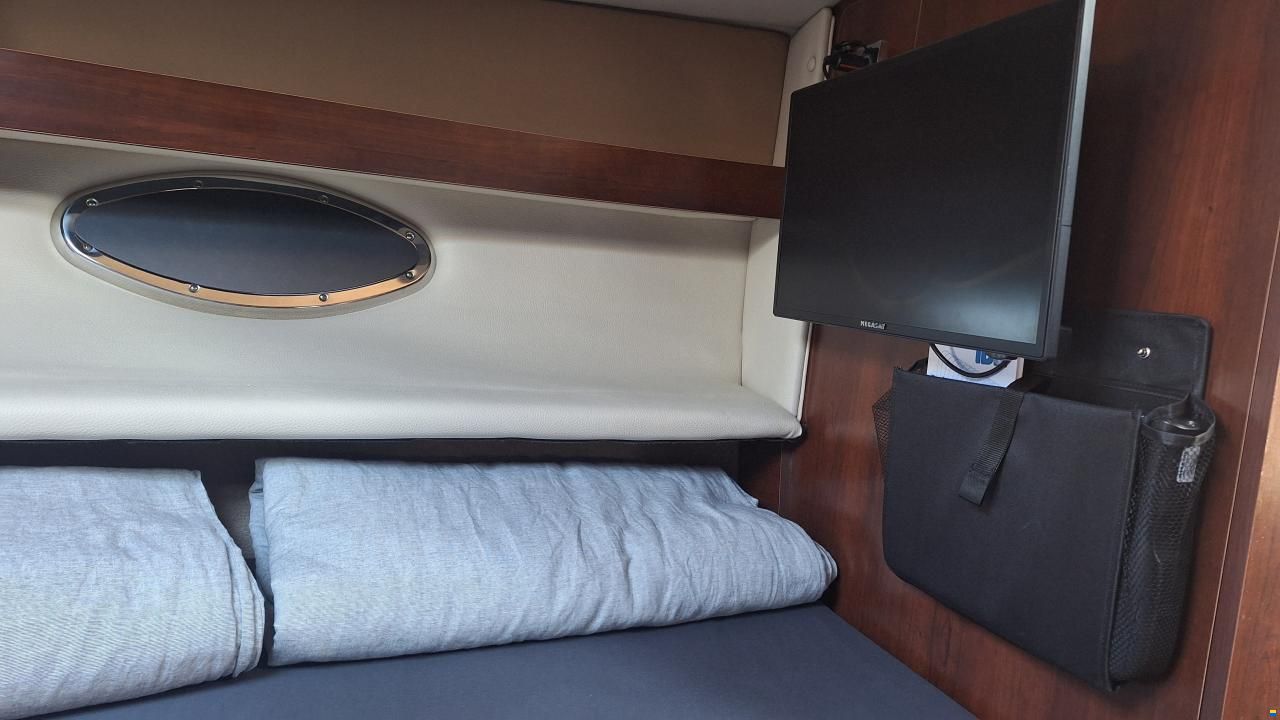 Chaparral 270 Signature