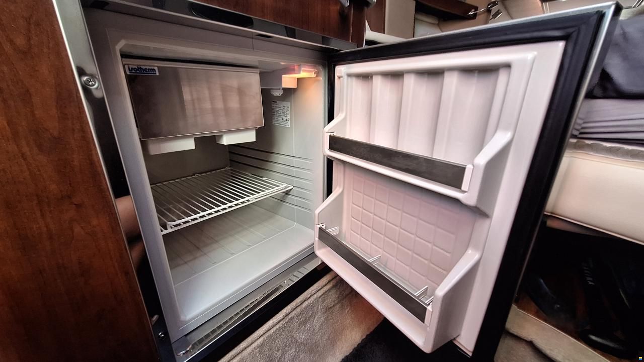 Chaparral 270 Signature