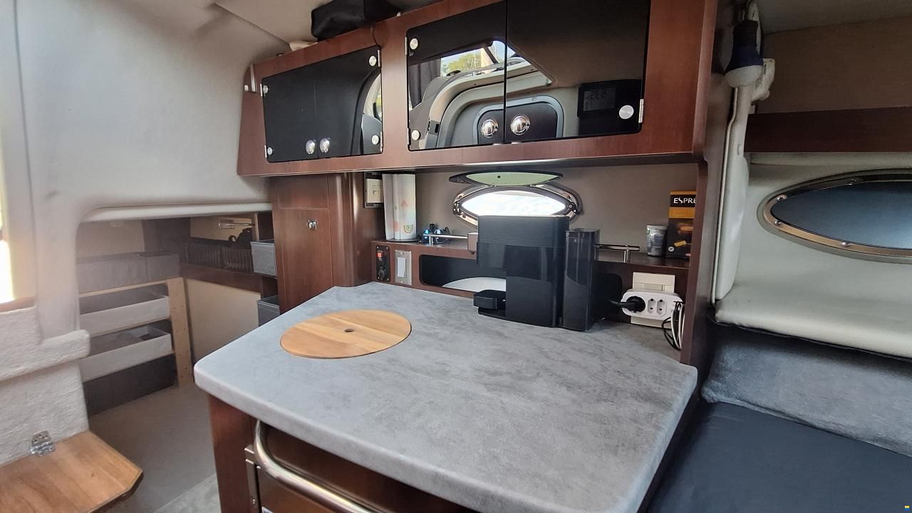 Chaparral 270 Signature