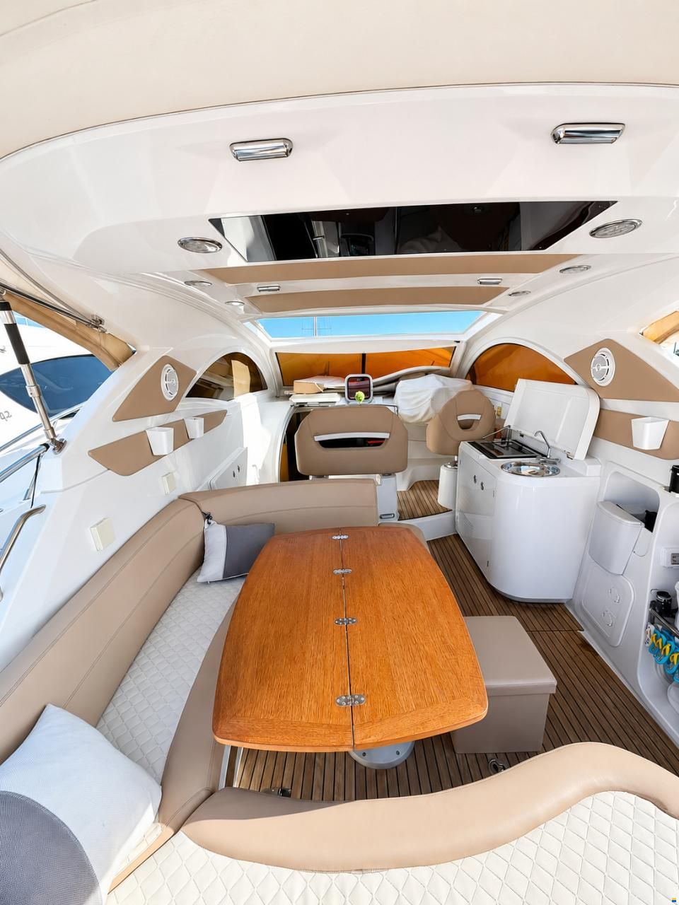 Beneteau Monte Carlo 37 Hard Top