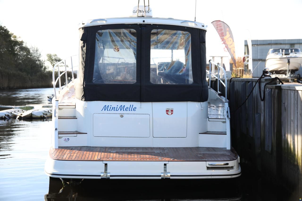 Marex 330