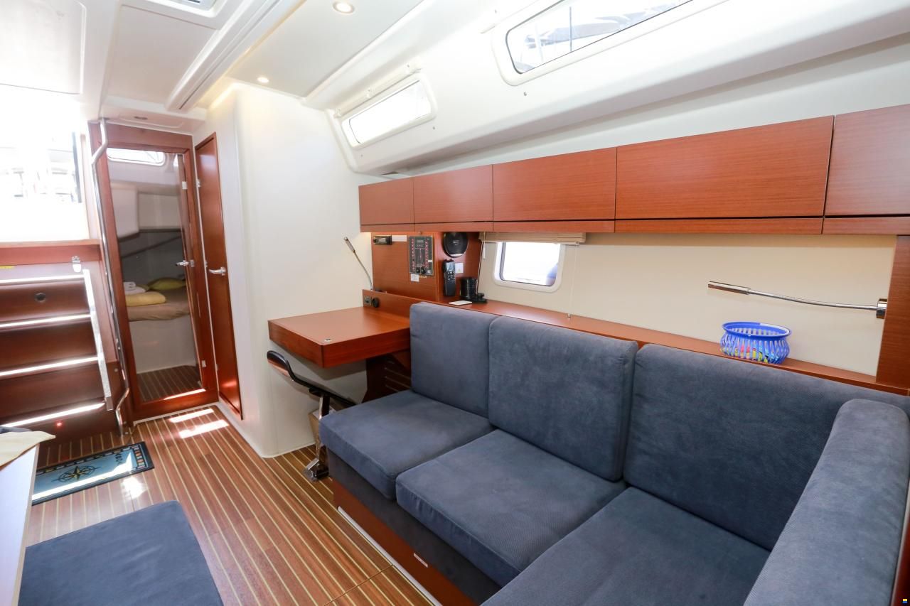 Hanse 458