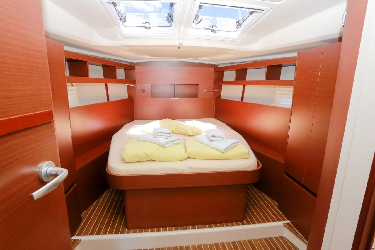 Hanse 458