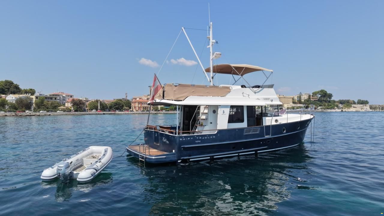 Beneteau Swift Trawler 44