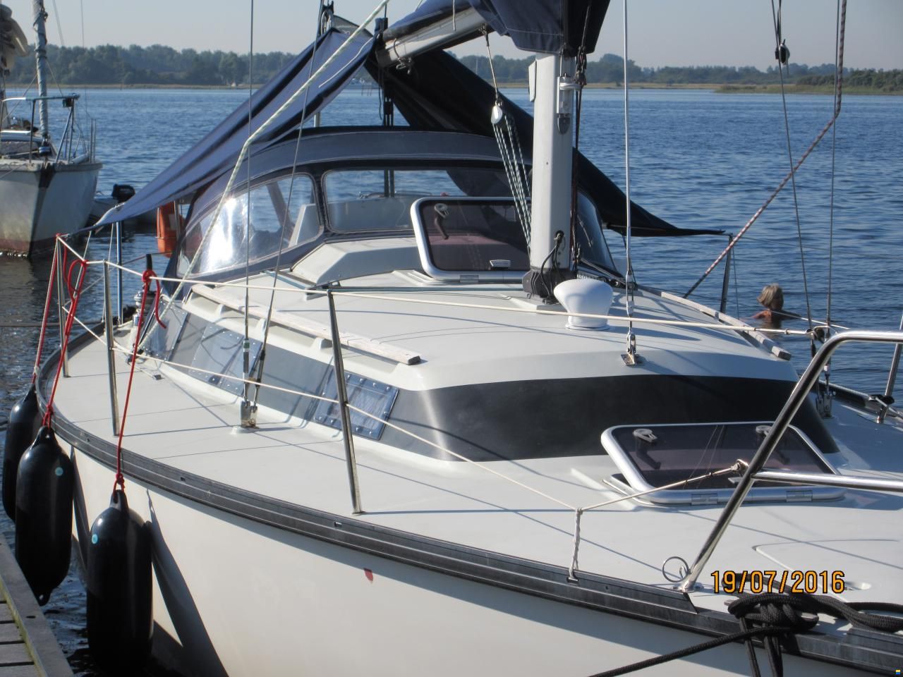 Dufour 3800