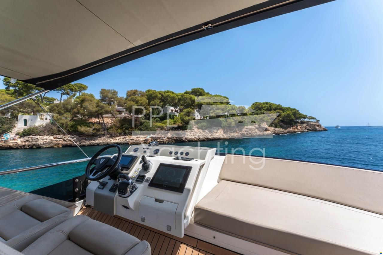 Fairline Squadron 48