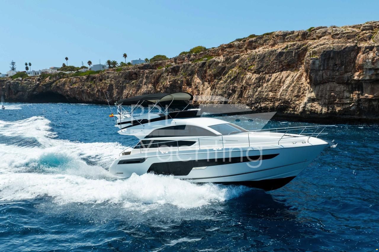 Fairline Squadron 48