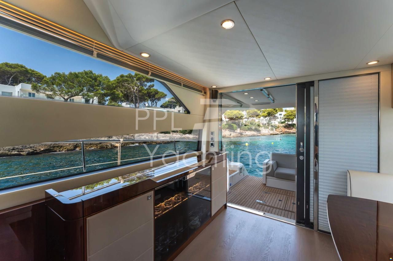 Fairline Squadron 48
