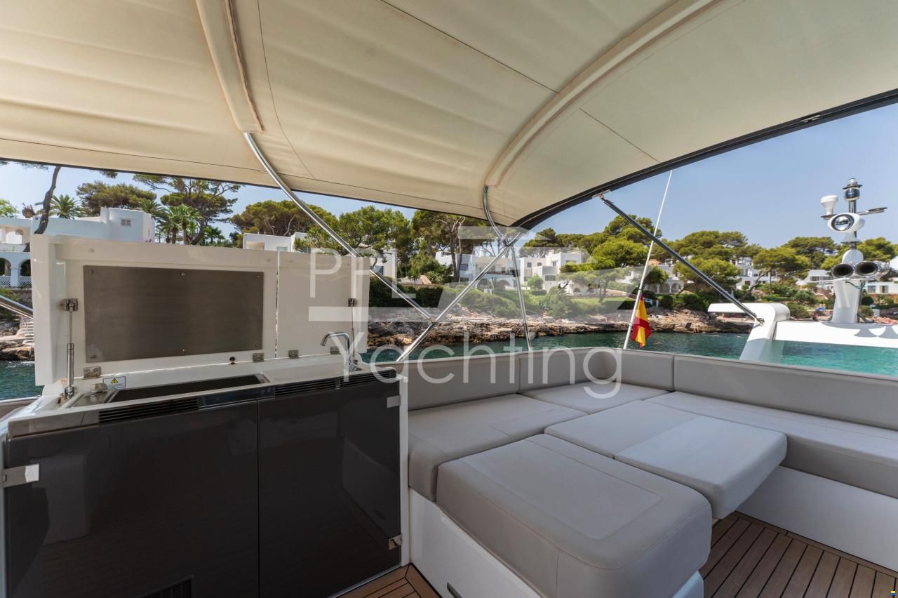 Fairline Squadron 48