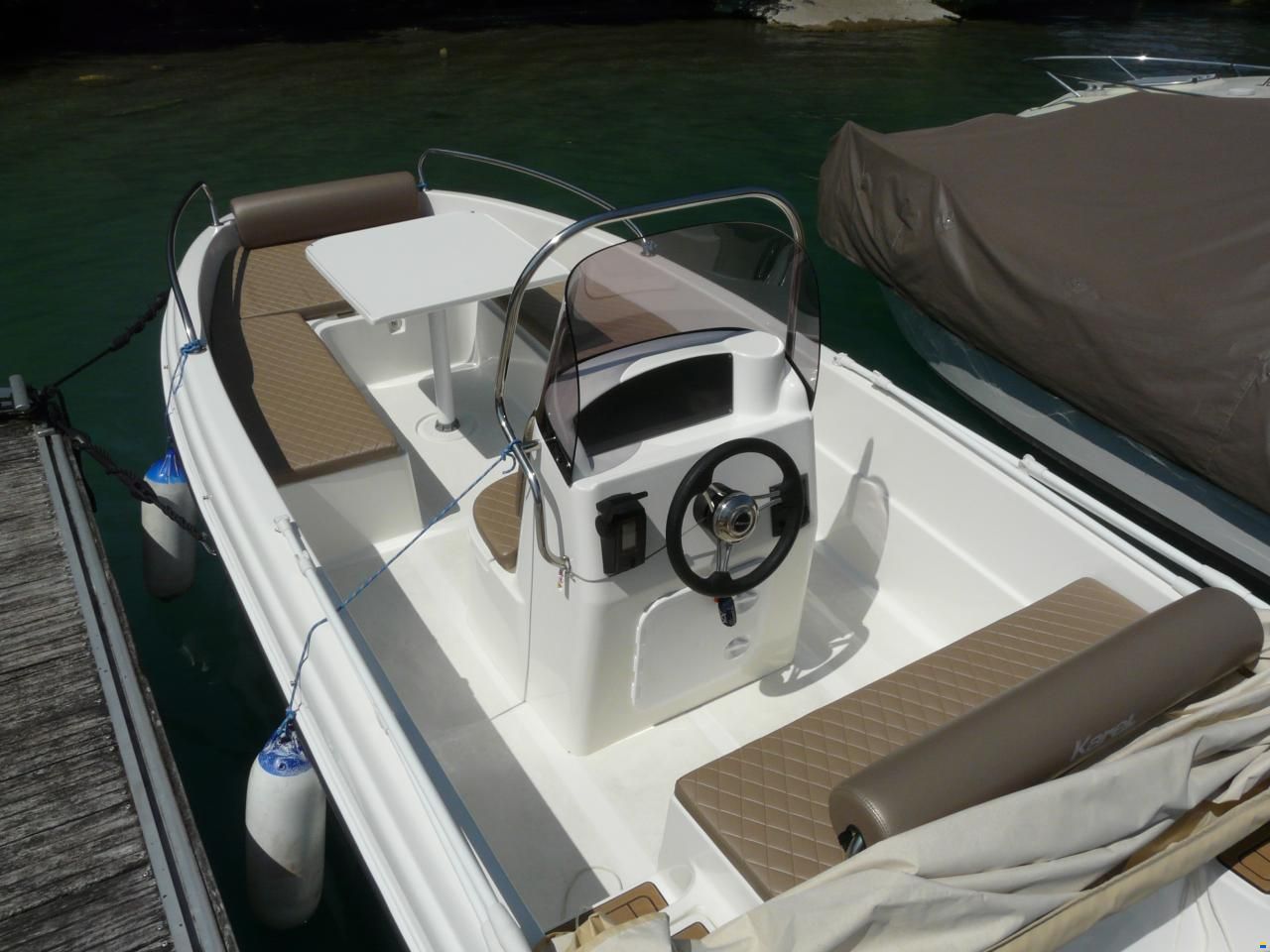 Karel 480 open