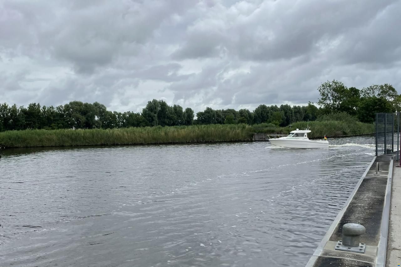 Jeanneau Merry Fisher 695 mit Wellenantrieb