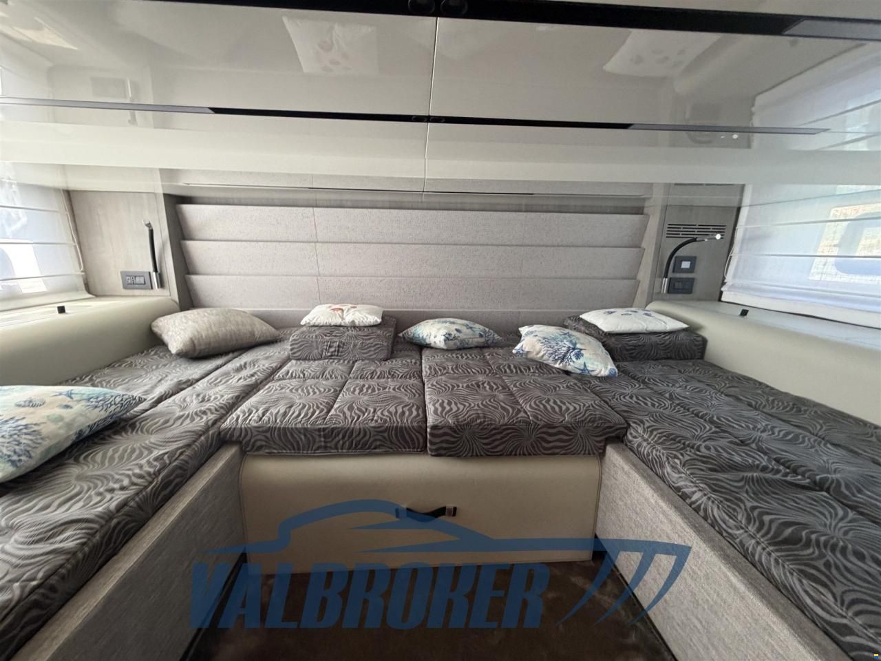 Cranchi A46 Luxury Tender