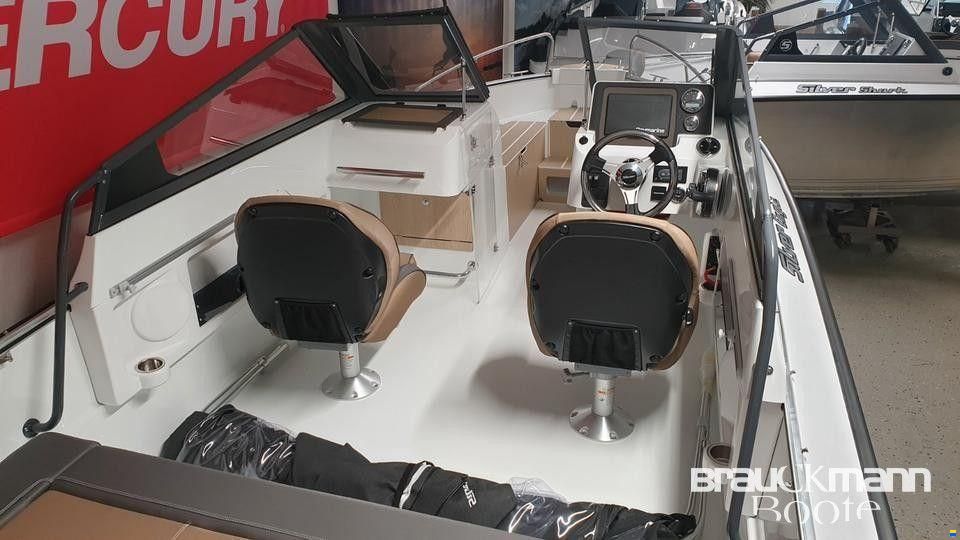 SilverYacht Eagle BR 640