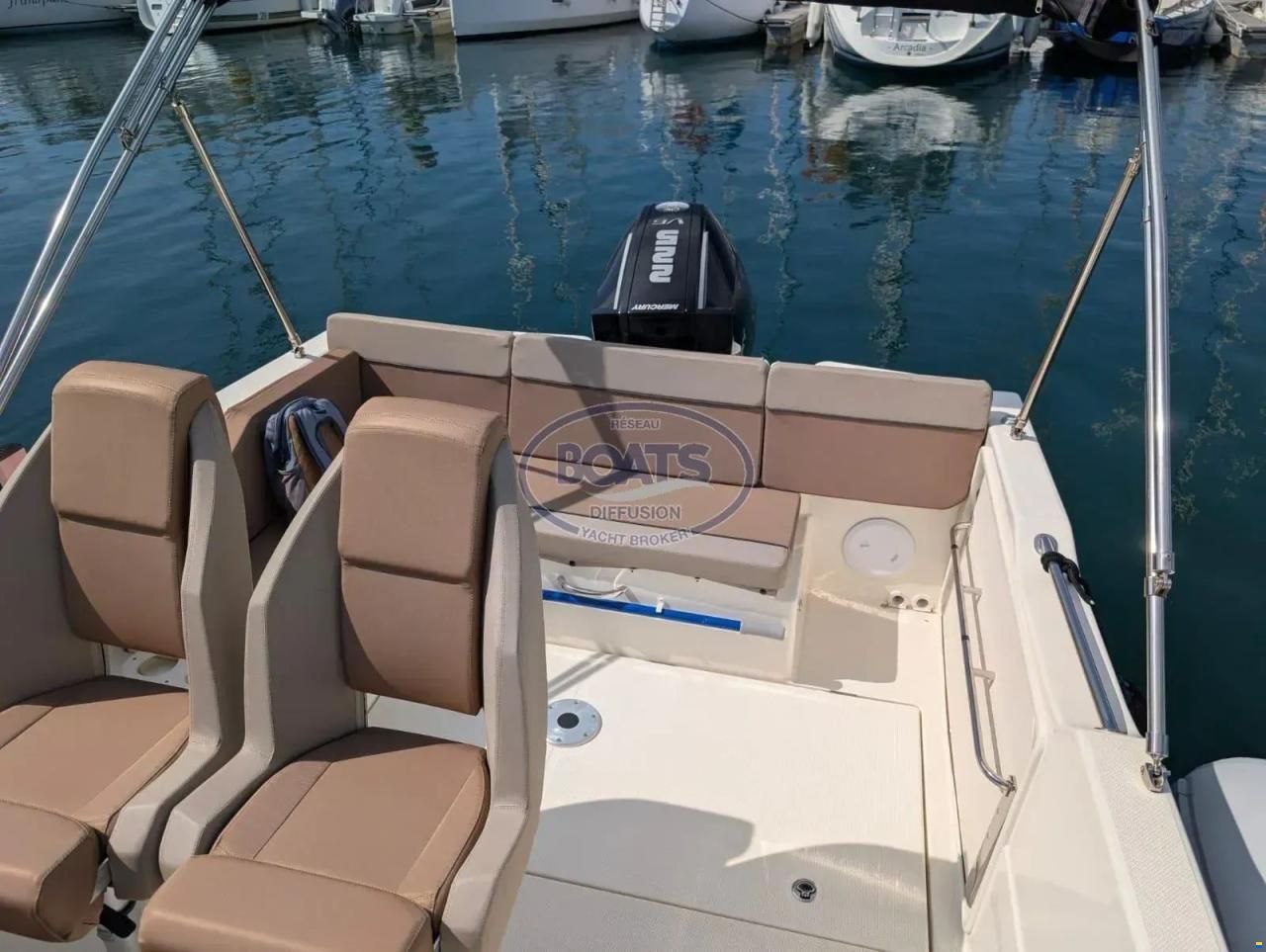 Quicksilver Activ 755 Sun Deck