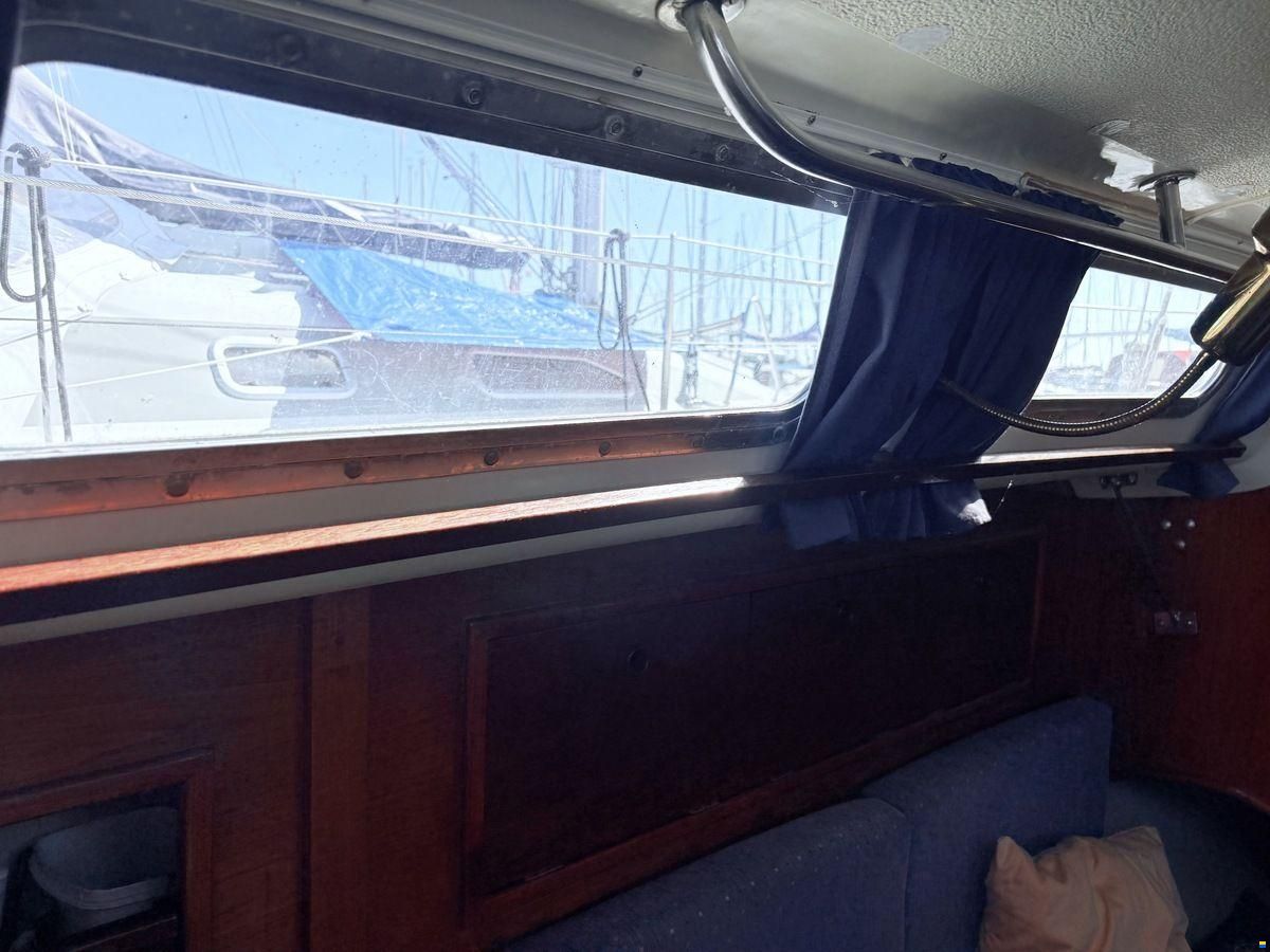 Contessa 28
