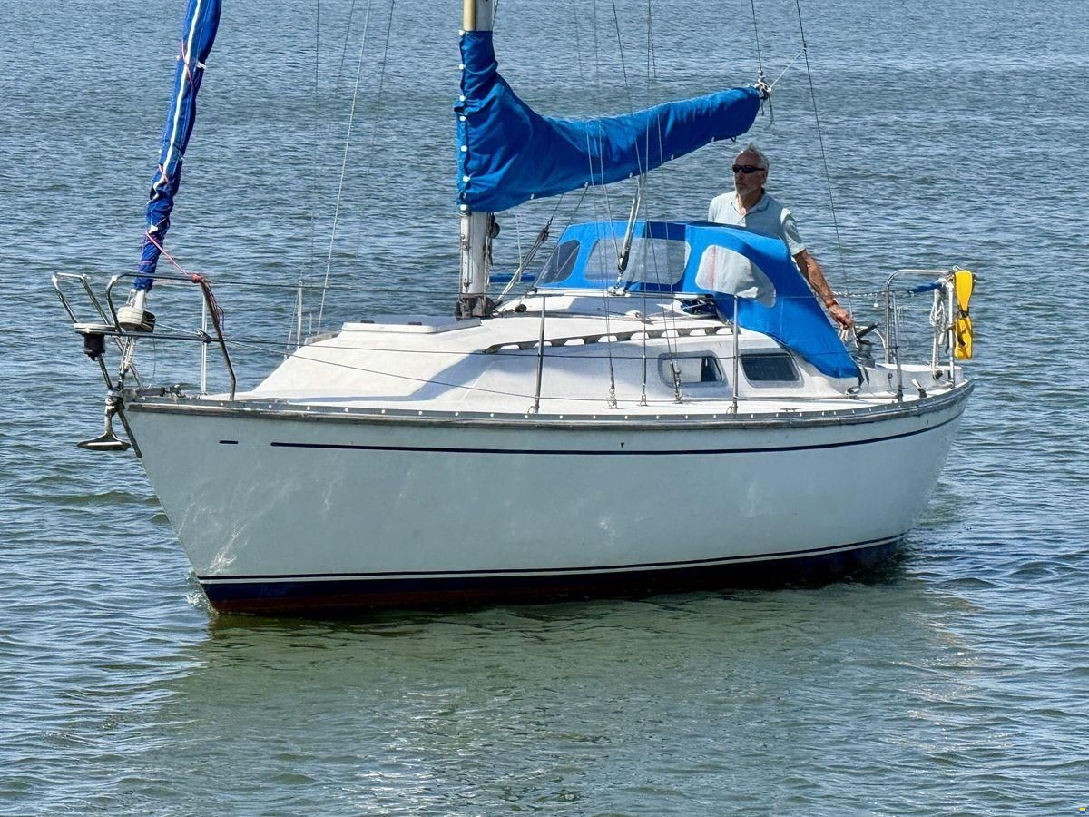 Contessa 28