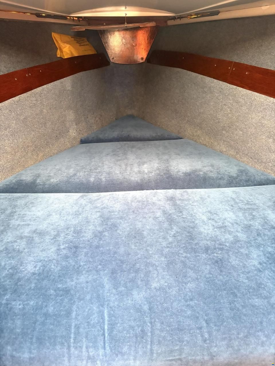 Contessa 28