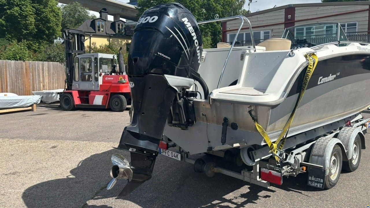 SilverYacht CONDOR 730
