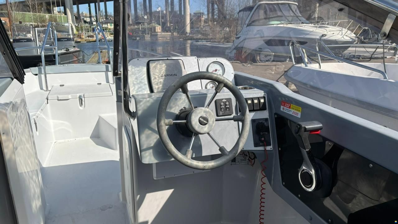 SilverYacht SHARK 580 BR