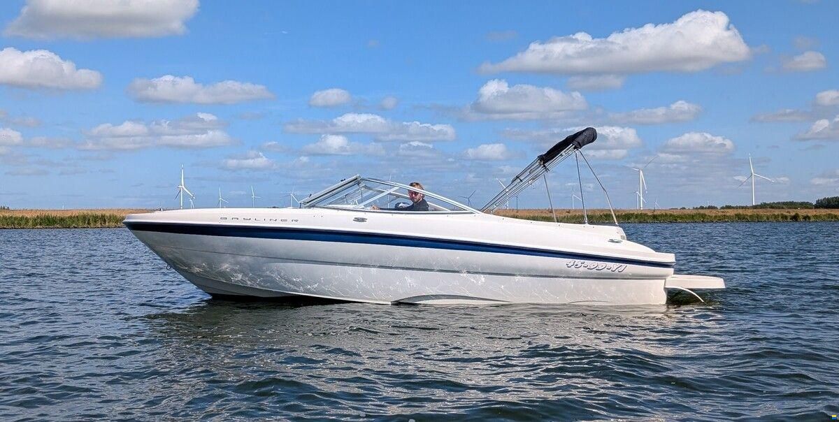 Bayliner 219 SD